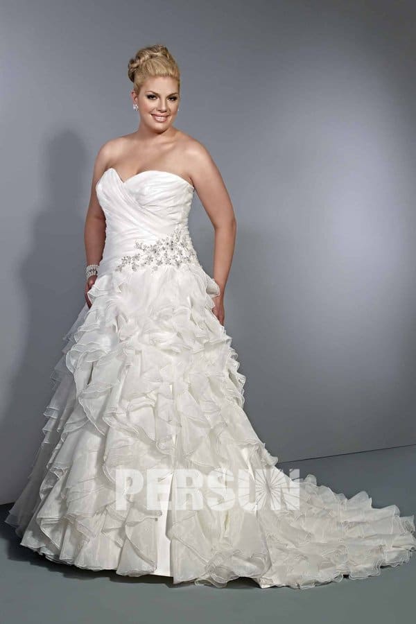 La robe de mariée pour les grandes tailles