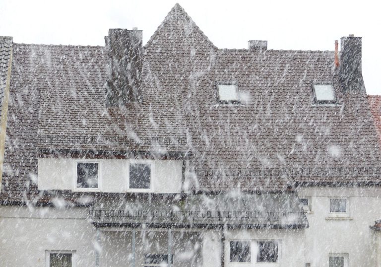 L&rsquo;hiver: une menace pour nos toitures