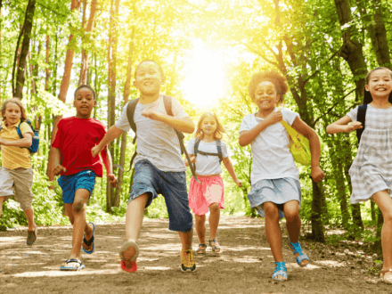 Vacances d&rsquo;été et angoisse de séparation chez l&rsquo;enfant